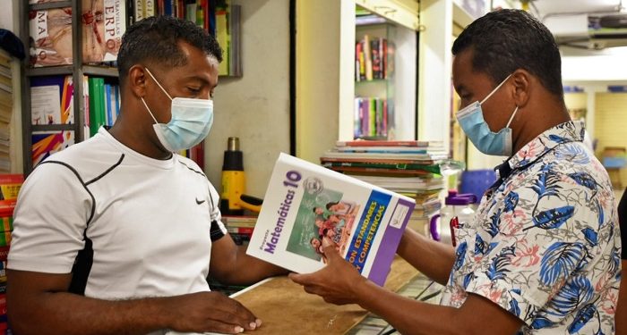 Llega la Primera Feria del Libro y Escolar de los libreros del Centro