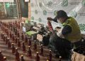 Policía Fiscal y Aduanera propinó duro golpe contra el licor de contrabando