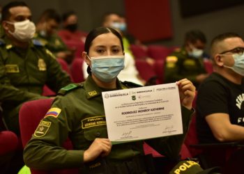 Certificados policías y gestores de convivencia en resolución de conflictos
