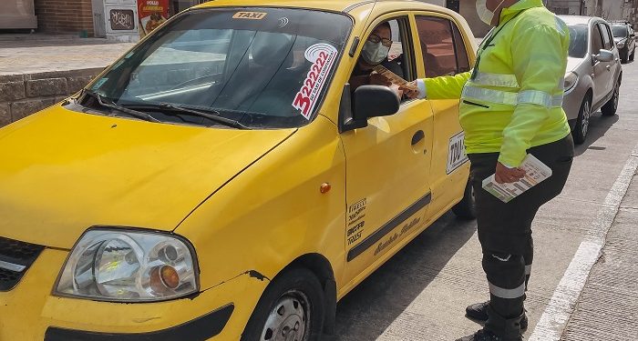 Se expide el calendario de pico y placa para taxis en 2022