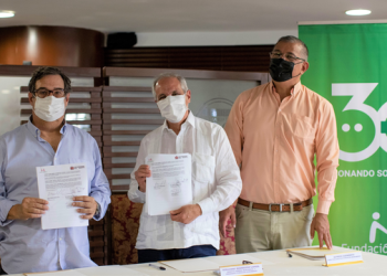 Fundación Monómeros y Uninorte firman convenio para beneficiar a migrantes venezolanos