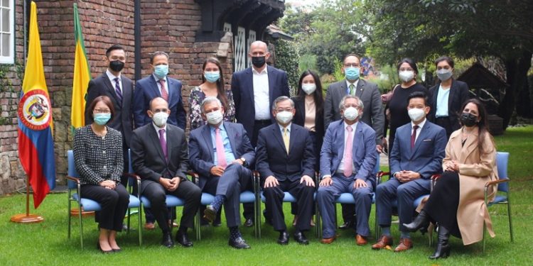 Fenalco estrecha vínculos de cooperación y negocios con Singapur