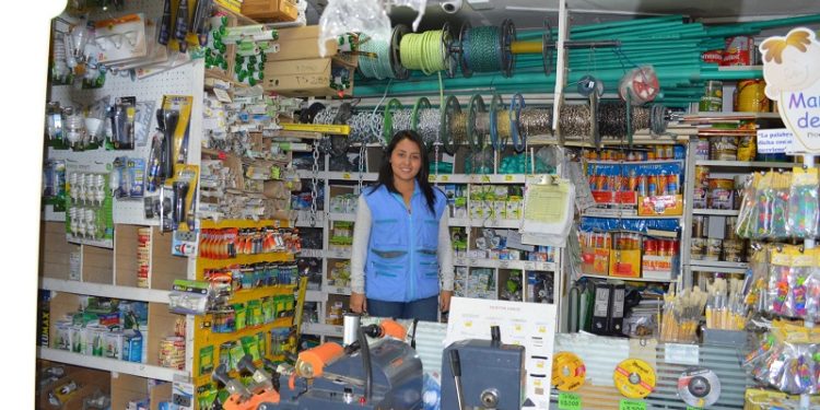 Camcomercio apoya la reactivación y digitalización de 100 representantes del sector ferretero del Atlántico