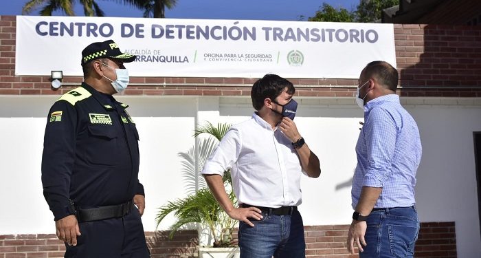 Alcalde Pumarejo inspeccionó cárcel transitoria para 210 reclusos