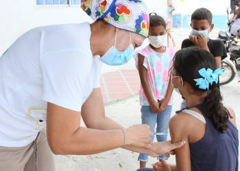 En un 71% avanza vacunación contra covid-19 en Malambo