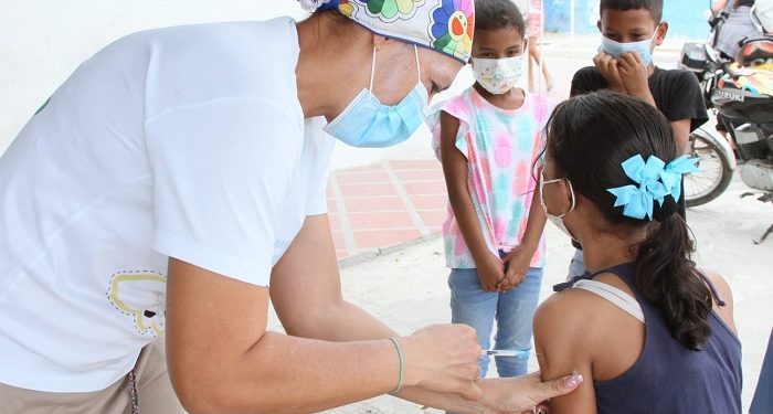 En un 71% avanza vacunación contra covid-19 en Malambo