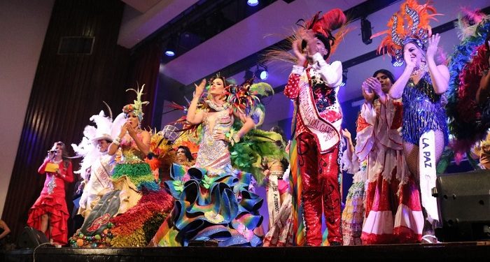 Carnaval Gay en la Plaza de la Paz