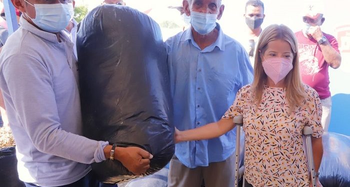 Avanza la entrega de silo a 300 pequeños y medianos ganaderos del departamento