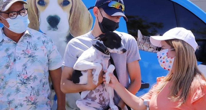 Gobernadora del Atlántico participó en nueva jornada de bienestar animal en Puerto Colombia