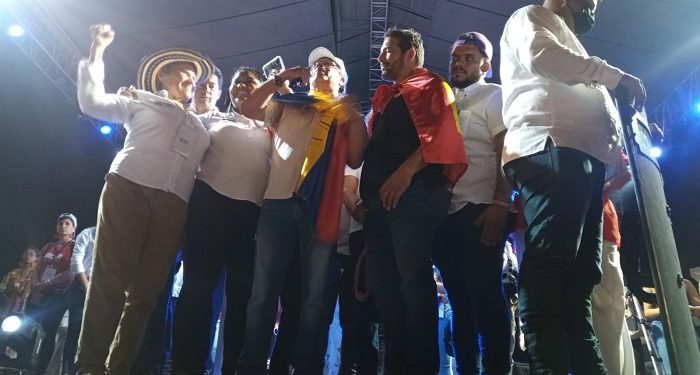 Petro propone el programa «Ingreso Vital» para reformar Familias en Acción