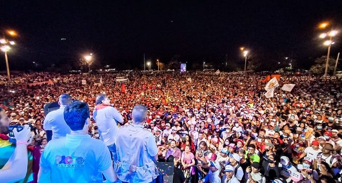 Masivo cierre de campaña de Gustavo Petro y el Pacto Histórico en Barranquilla