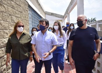 Distrito y Fundación Tecnoglass, mejoran infraestructura de dos colegios oficiales