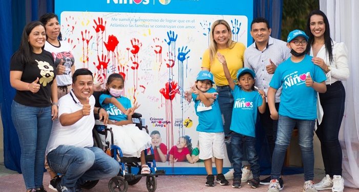 Firman pacto por la ‘Crianza Amorosa de la Niñez’ en el Atlántico