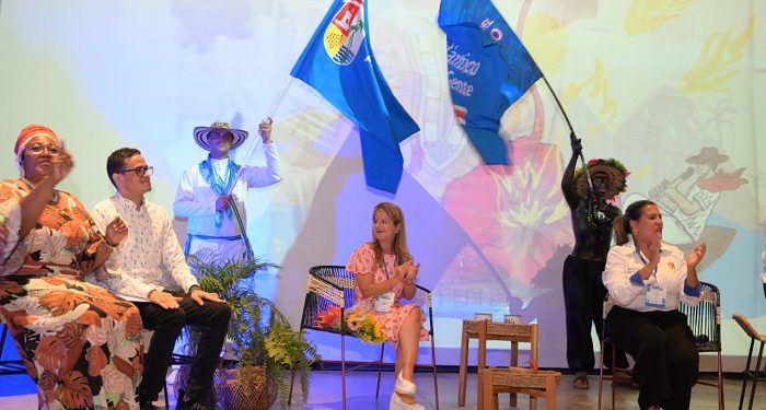 Gobernadora celebró 117 años del departamento en instalación del Congreso Atlántico CREA