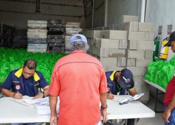 Avanza la entrega de ayudas humanitarias a damnificados por lluvias 