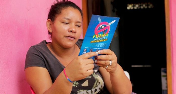 Gobernación realiza caminatas con la comunidad para eliminar criaderos de dengue en el Atlántico