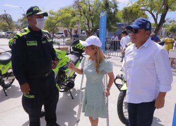 Gobernación entregó equipos a la Policía para fortalecer la seguridad en Puerto Colombia