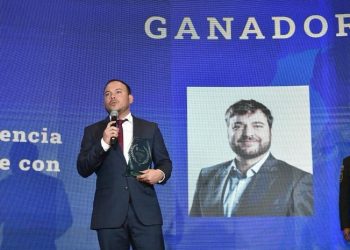 Distrito recibe premio por acciones en seguridad y convivencia ciudadana 