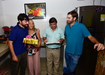 Distrito dignifica las condiciones de familias en Lipaya