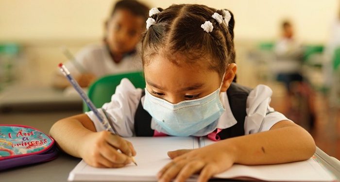 111 mil estudiantes de instituciones oficiales en el Atlántico regresan a clases