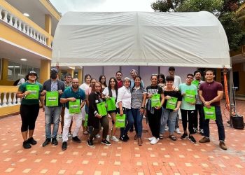 Con primer diplomado en Historia de Barranquilla, Distrito gradúa a 70 ciudadanos para preservar memoria de ciudad 