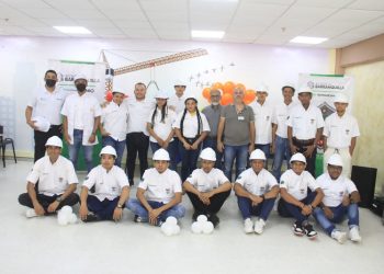 Jóvenes de Vuelve y Juega inician formación tecnológica a través de convenio con el SENA 