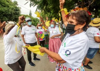 Más de 8.000 adultos mayores se benefician de los Centros de Vida en Barranquilla 