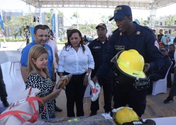 5 mil millones de pesos, para fortalecer los cuerpos de Bomberos del Atlántico