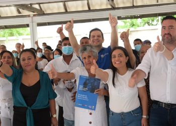 Gobernación del Atlántico completa la entrega de 310 títulos de vivienda a familias usiacureñas