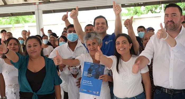 Gobernación del Atlántico completa la entrega de 310 títulos de vivienda a familias usiacureñas