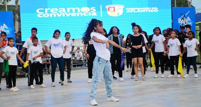 Con un show de música y baile, el Atlántico celebró la Semana de la Convivencia