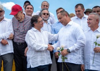 La gracia del comercio es que traiga bienestar y progreso para la población, dijo Presidente Petro en reapertura de la frontera entre Colombia y Venezuela            