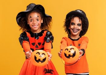 Siga estas recomendaciones para una noche de las brujitas saludable