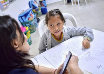 En 110 colegios del Distrito se están evaluando las competencias lectoras de los estudiantes