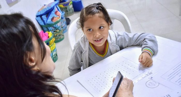 En 110 colegios del Distrito se están evaluando las competencias lectoras de los estudiantes