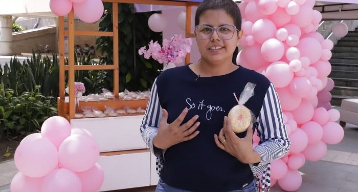 Con la tradicional galleta punto rosa, Gobernación del Atlántico promueve el autoexamen para prevenir el cáncer de mama