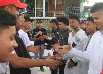 En Las Gardenias, grupos juveniles ponen fin a sus conflictos durante un encuentro de mediación 