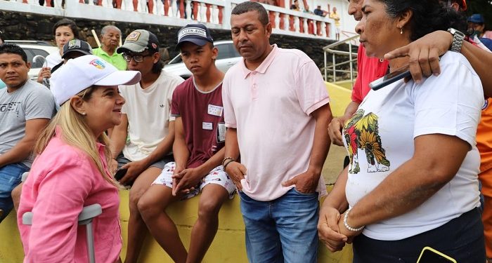 Gobernadora del Atlántico anunció estudio geológico y geotécnico para determinar causas de deslizamientos en Piojó