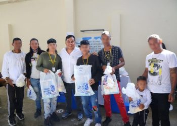 Gobernación entregó paquetes alimentarios y jueguetes a los adolescentes del sistema de responsabilidad penal