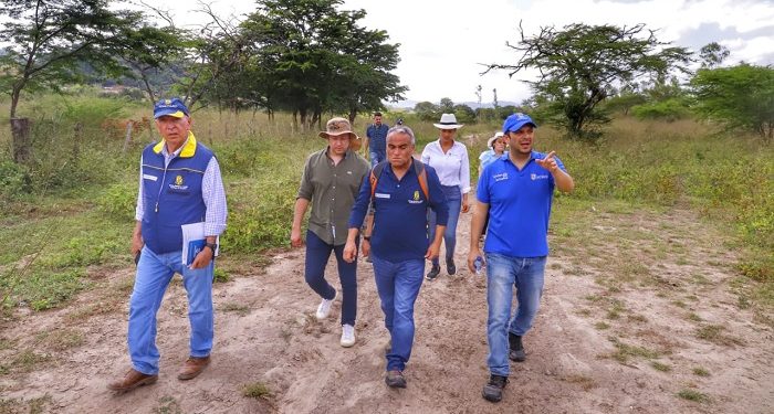 Gobernación, Minvivienda y UNGRD revisaron lotes para reubicación de damnificados