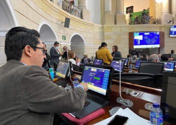 Aprobado en primer debate: Proyecto de ley que busca la autonomía sanitaria en Colombia.