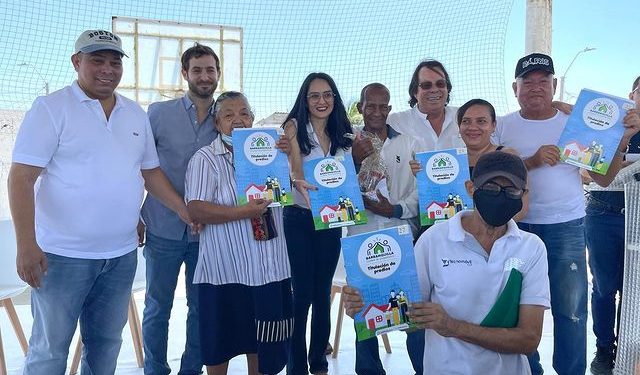 De regalo navideño Las Malvinas recibe titulación de predios