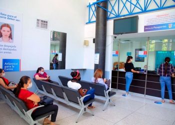 Atlántico rompe récord con 98.803 pasaportes expedidos en 2022
