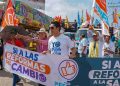“Pacífica y multitudinaria marcha en respaldo a la reforma a la salud en Barranquilla” Senador Pedro Flórez