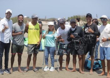 Desde este miércoles, los mejores del mundo estarán en Salinas del Rey para el Mundial de Kitesurf