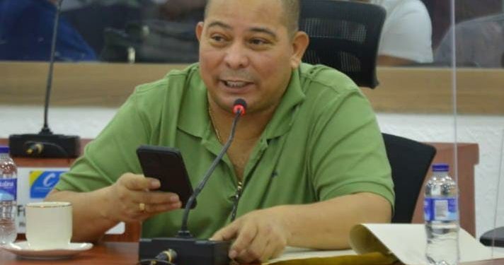 No podemos permitir que se cierre ni un solo centro educativo en Barranquilla: Juan Ospino Acuña