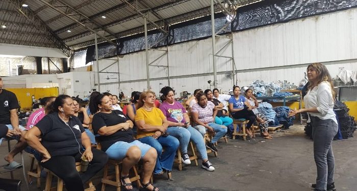 Crece el respaldo a la aspirante al Concejo Dina Luz Pardo, por parte de comerciantes y empresarios de la ciudad.