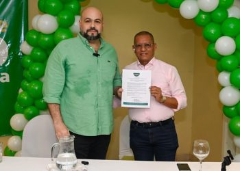 Luis Guzmán Chams recibió aval del partido Verde Oxígeno para aspirar a la Alcaldía de Barranquilla