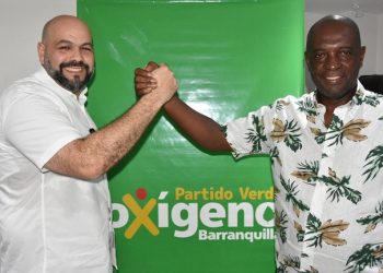 El candidato a la alcaldía de Barranquilla Luis Guzmán Chams recibe adhesión a su campaña del precandidato Sixto Pérez