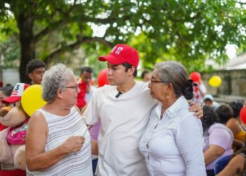 «Lo vemos con esperanza y fe»: adultos mayores del Atlántico respaldan candidatura de Camilo Torres Villalba